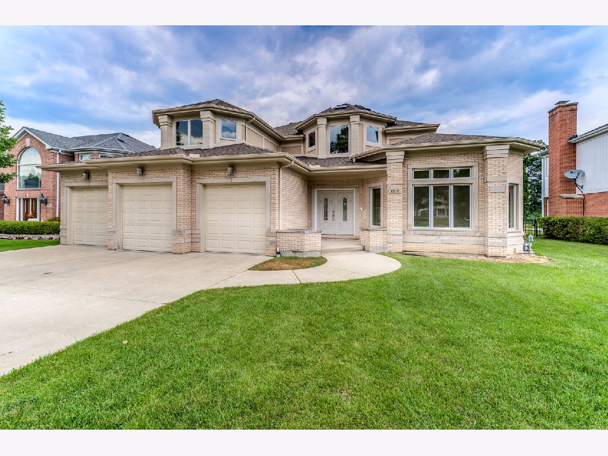 Homes Sold Highland Lakes Highland Park Illinois, 1231 Hilary