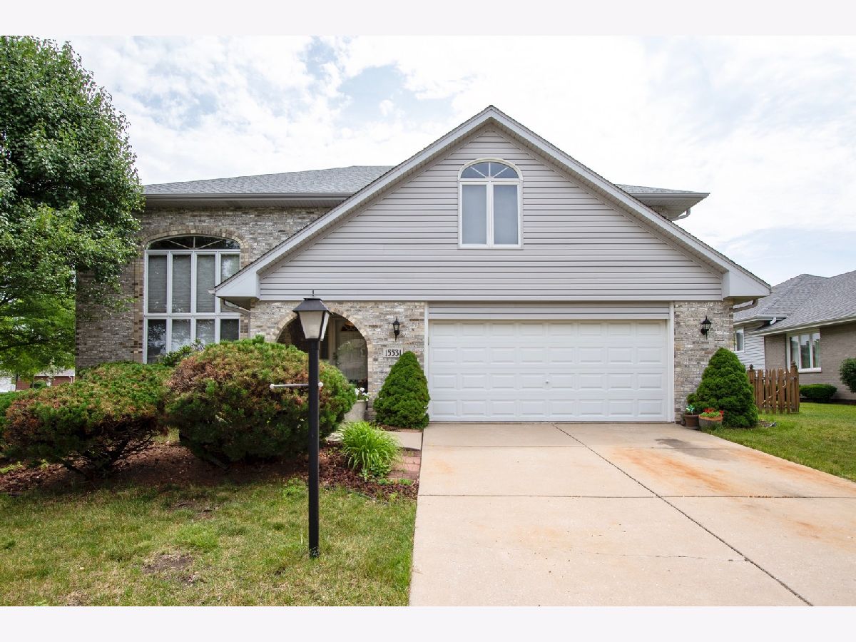 Homes Sold Bramblewood Oak Forest Illinois, 15531 Bramblewood