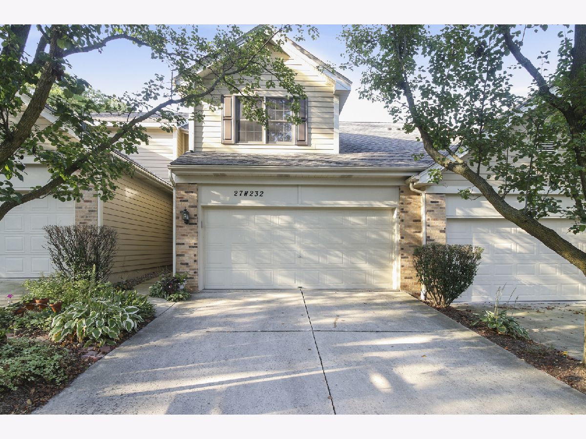 Townhomes & Homes Sold Walnut Hill Winfield Illinois, 27W232 Ash