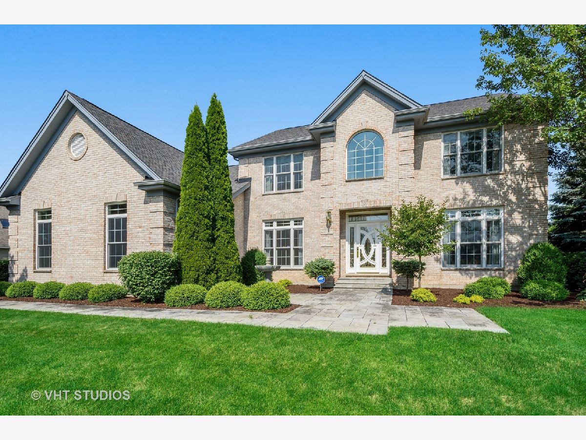 Homes Sold Chalet Hills Estates Cary Illinois, 3 Lorraine