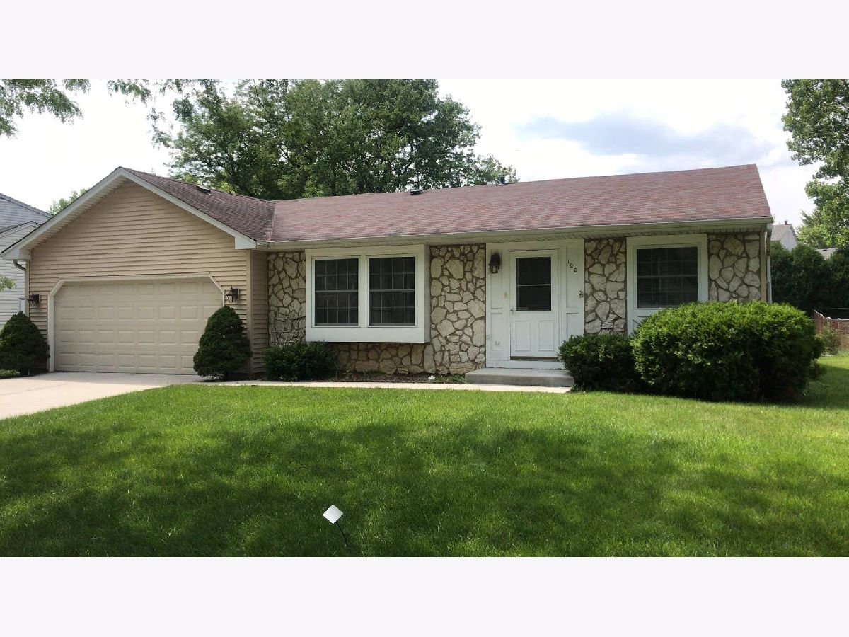 Homes Rented Summerfield Roselle Illinois, 100 Garden