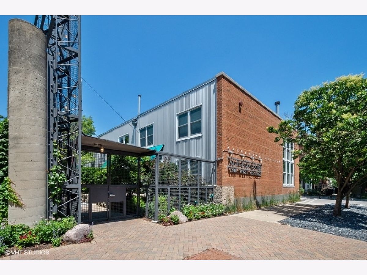 Townhomes & Condos Sold Altgeld Court Condos Chicago Illinois, 1300 Altgeld