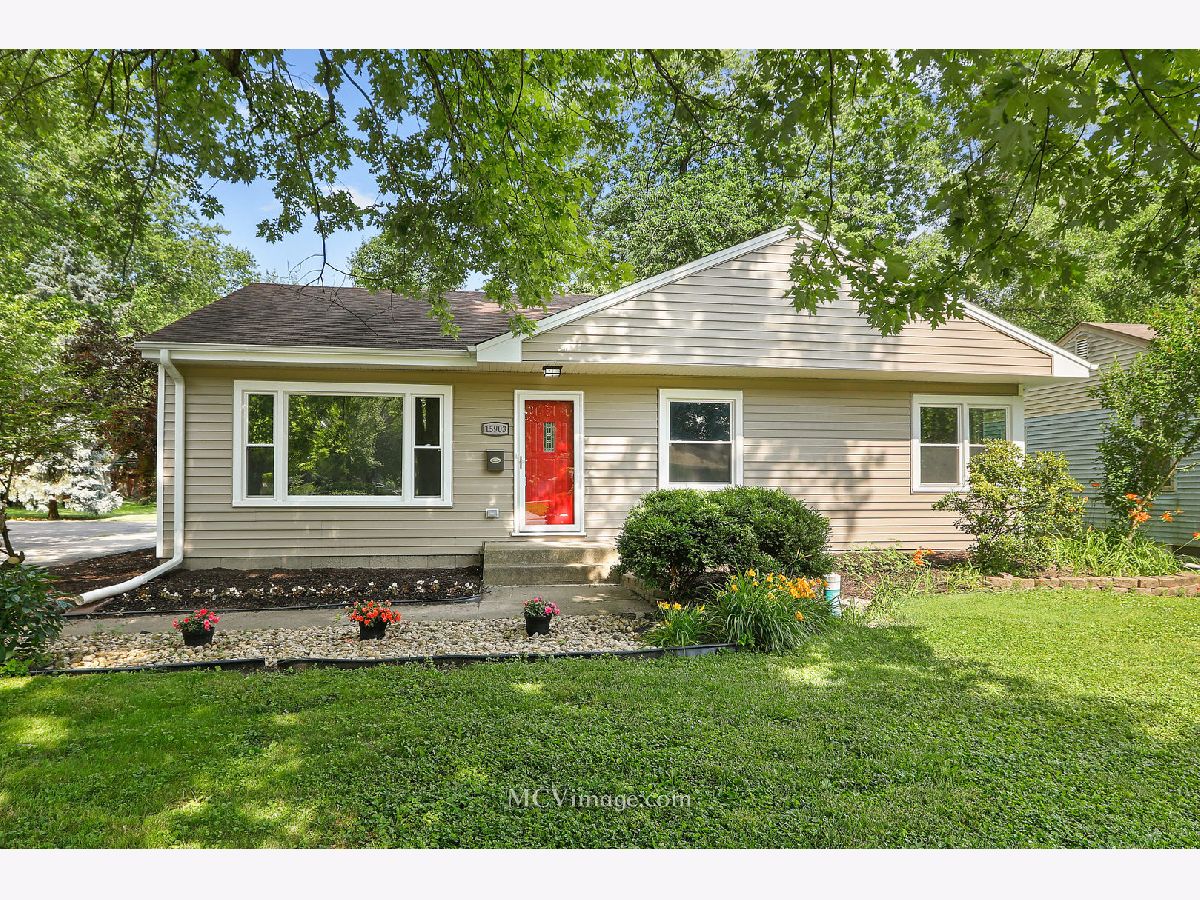 Homes Sold Parkside Estates South Holland Illinois, 15903 School