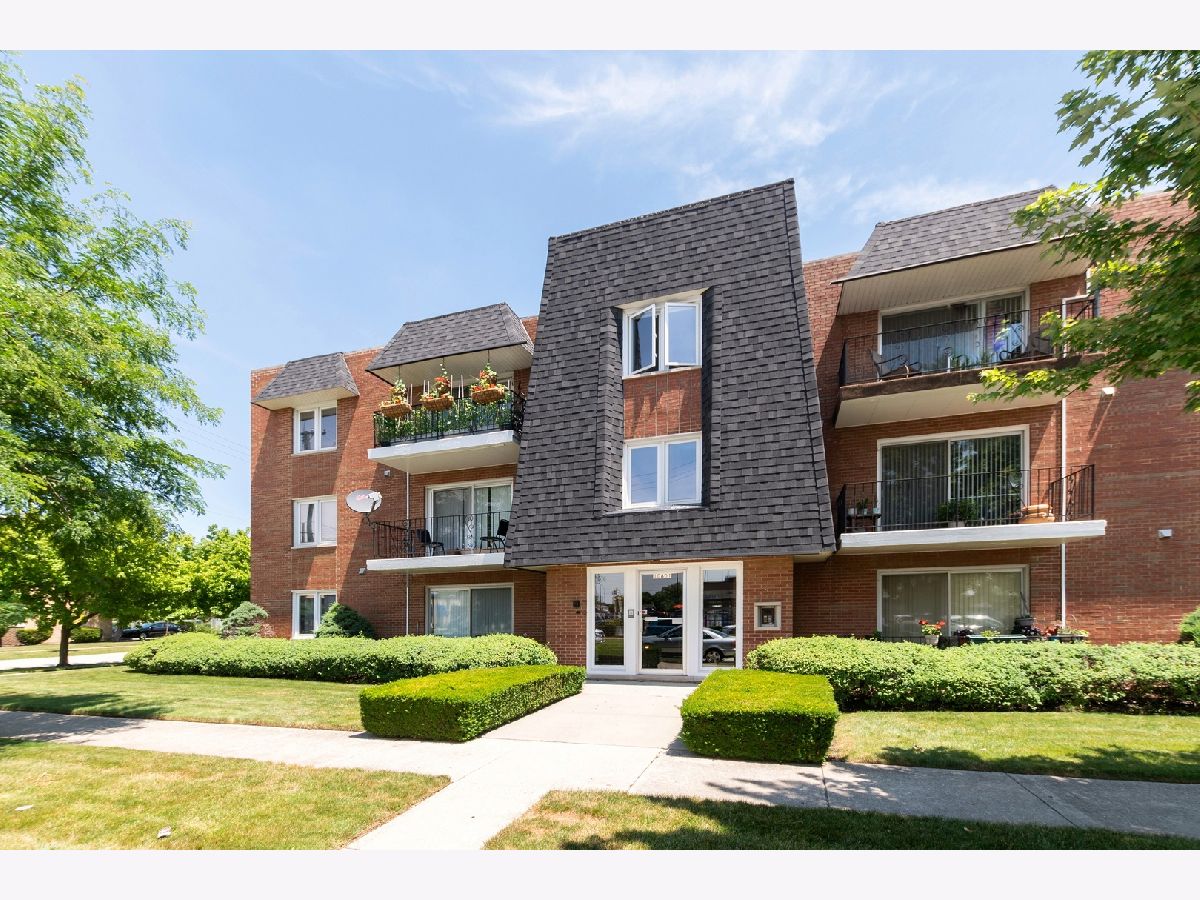Condos & Townhomes Sold Oak View Condos Oak Lawn Illinois, 10801 Keating