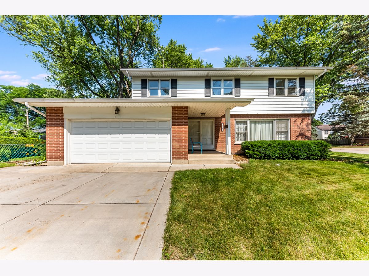 Homes Sold Blackhawk Elgin Illinois, 1187 Blackhawk