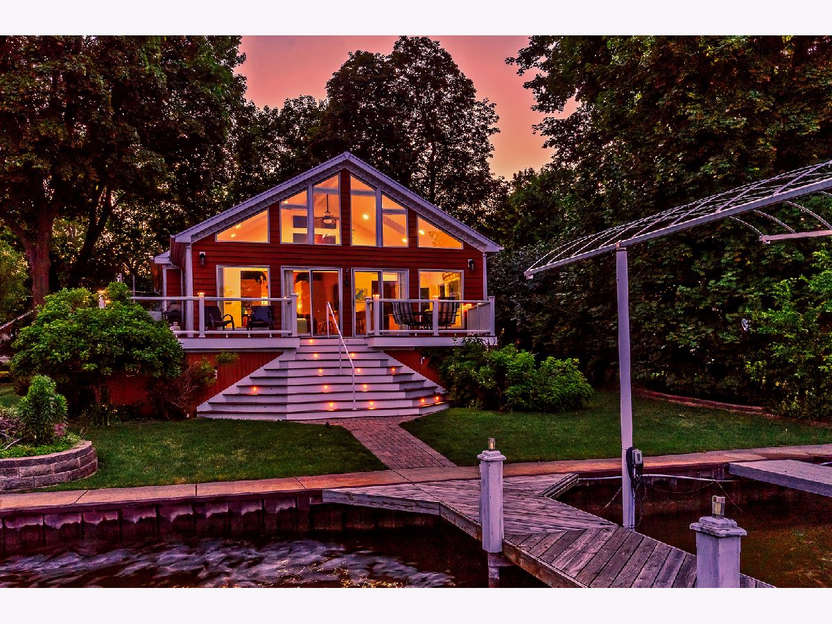 Homes Sold Orchard Beach Mchenry Illinois, 2304 Orchard Beach