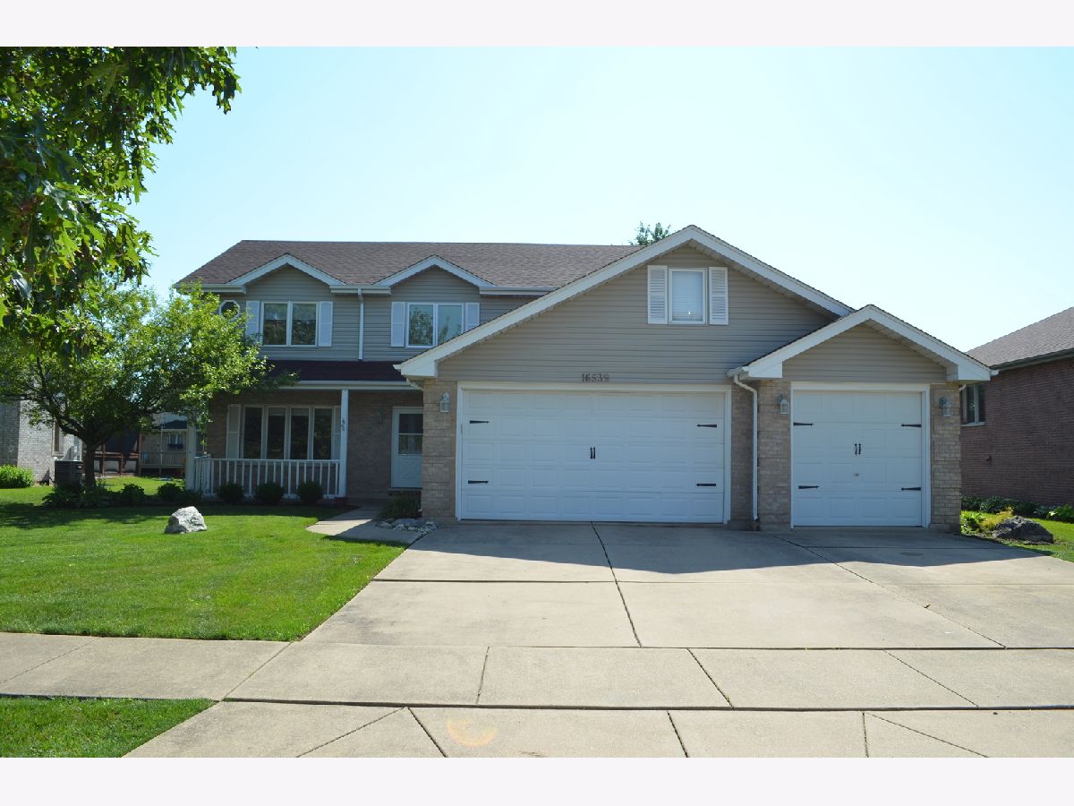 Homes & Townhomes Rented Alpine Heights Orland Park Illinois, 16539 Orange
