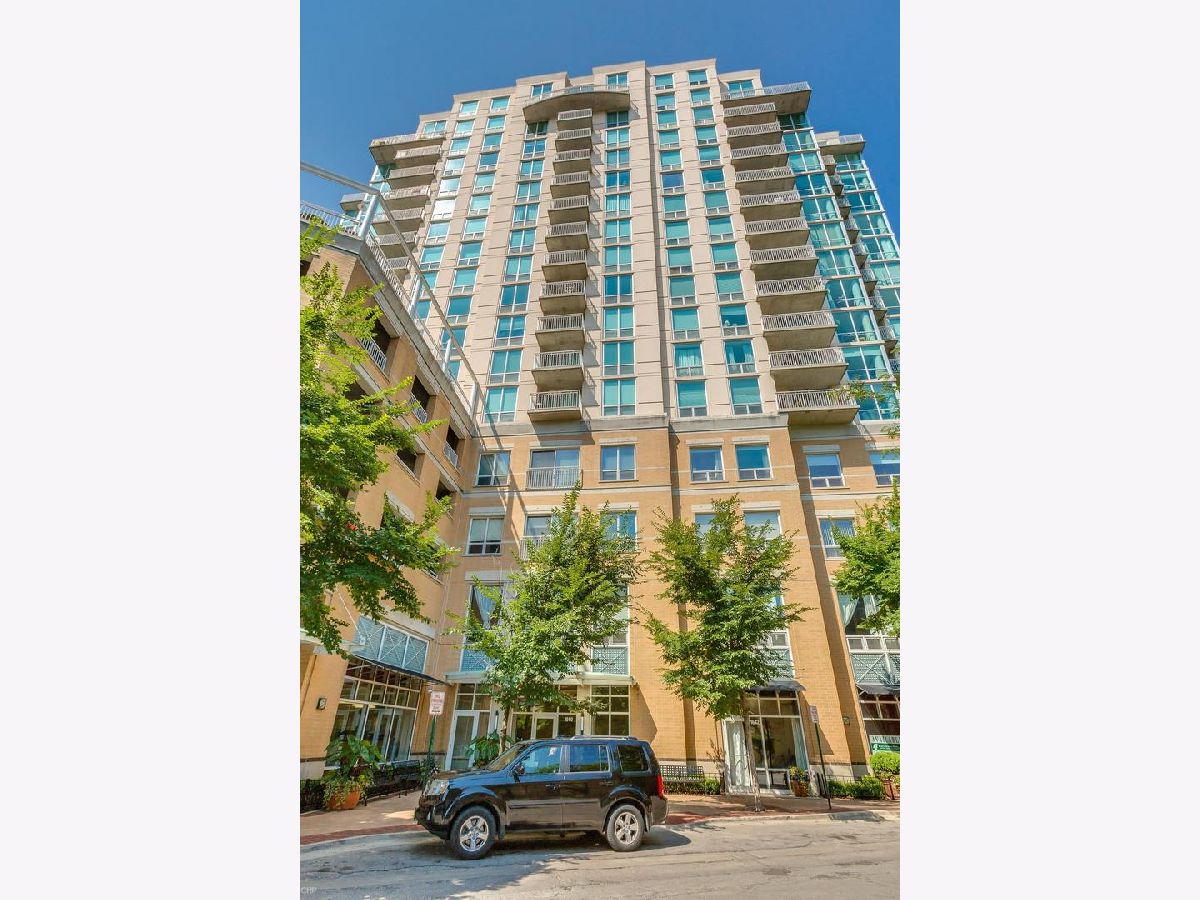 Condominiums Rented Church Street Station Evanston Illinois, 1640 Maple