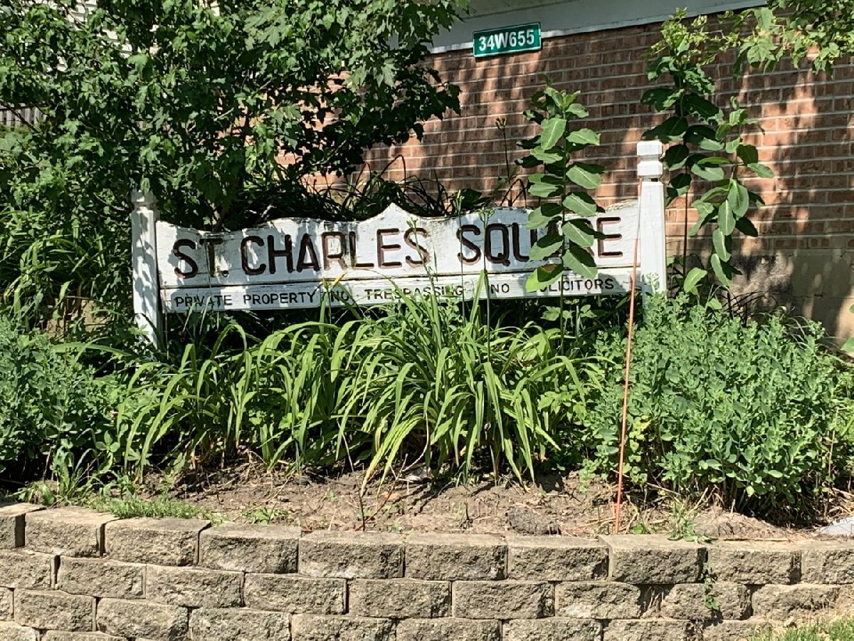 Homes & Condos & Townhomes Sold Valley View St Charles Illinois, 34W671 Hickory