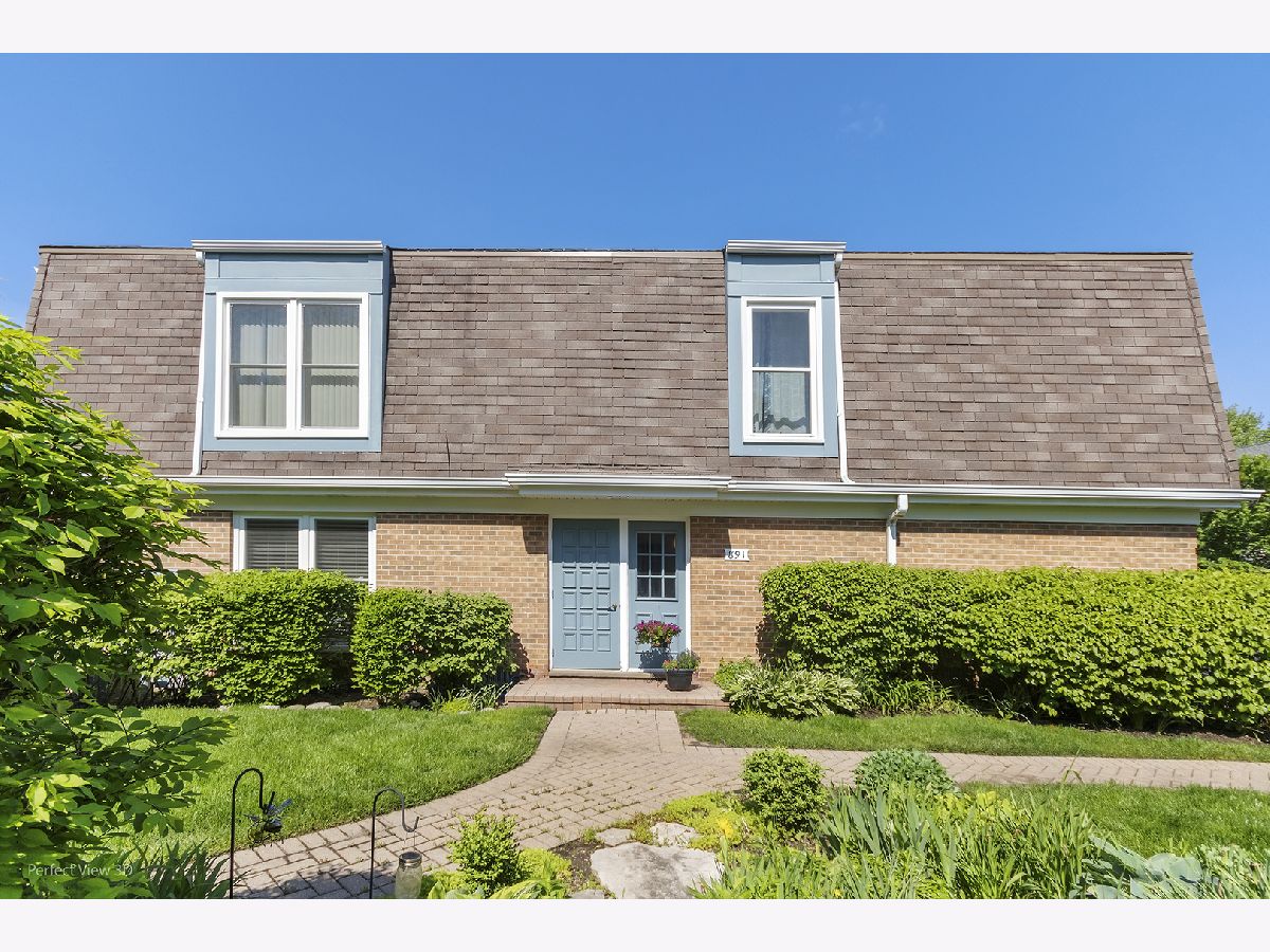 Condos & Townhomes Rented Cambridge Square Libertyville Illinois, 891 Garfield