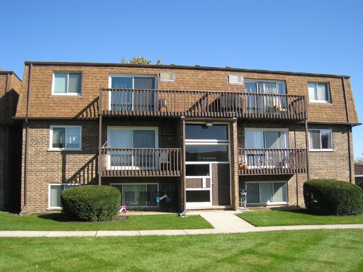Boardwalk Elk Grove Village IL, Condominiums For Sale & For Rent