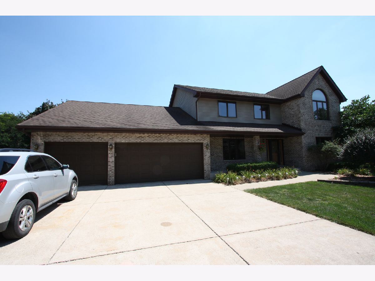 Homes Sold Cherokee Ridge Channahon Illinois, 24157 Iroquois