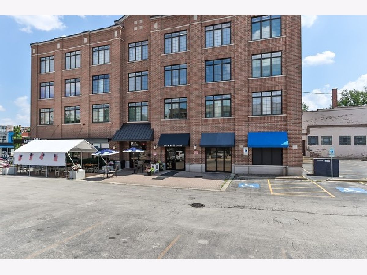 Condominiums Sold Park West Lombard Illinois, 105 St Charles