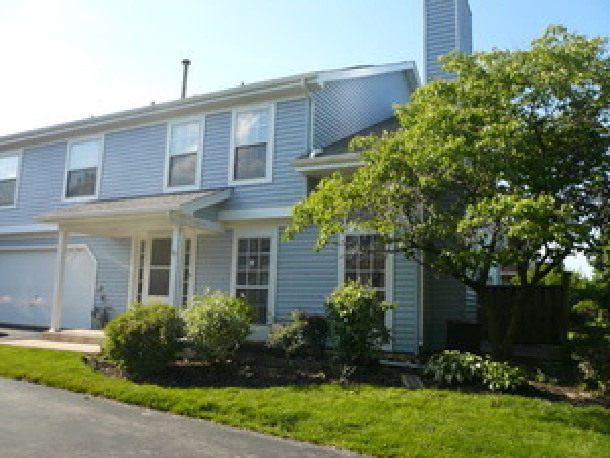Townhomes & Condos Rented Timber Creek Warrenville Illinois, 3S126 Timber