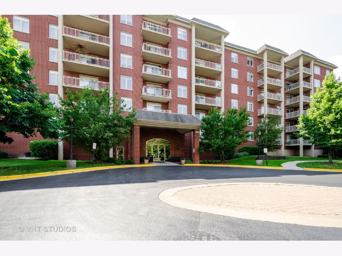 Condos & Townhomes & Homes Rented Woodlands Of Morton Grove Morton Grove Illinois, 8300 Callie