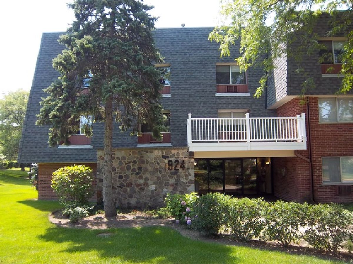 The Terrace Of Elk Grove Village Elk Grove Village IL, Condominiums For