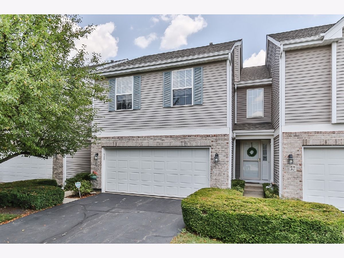 Townhomes Sold Hampton Oaks Streamwood Illinois, 55 Colonial