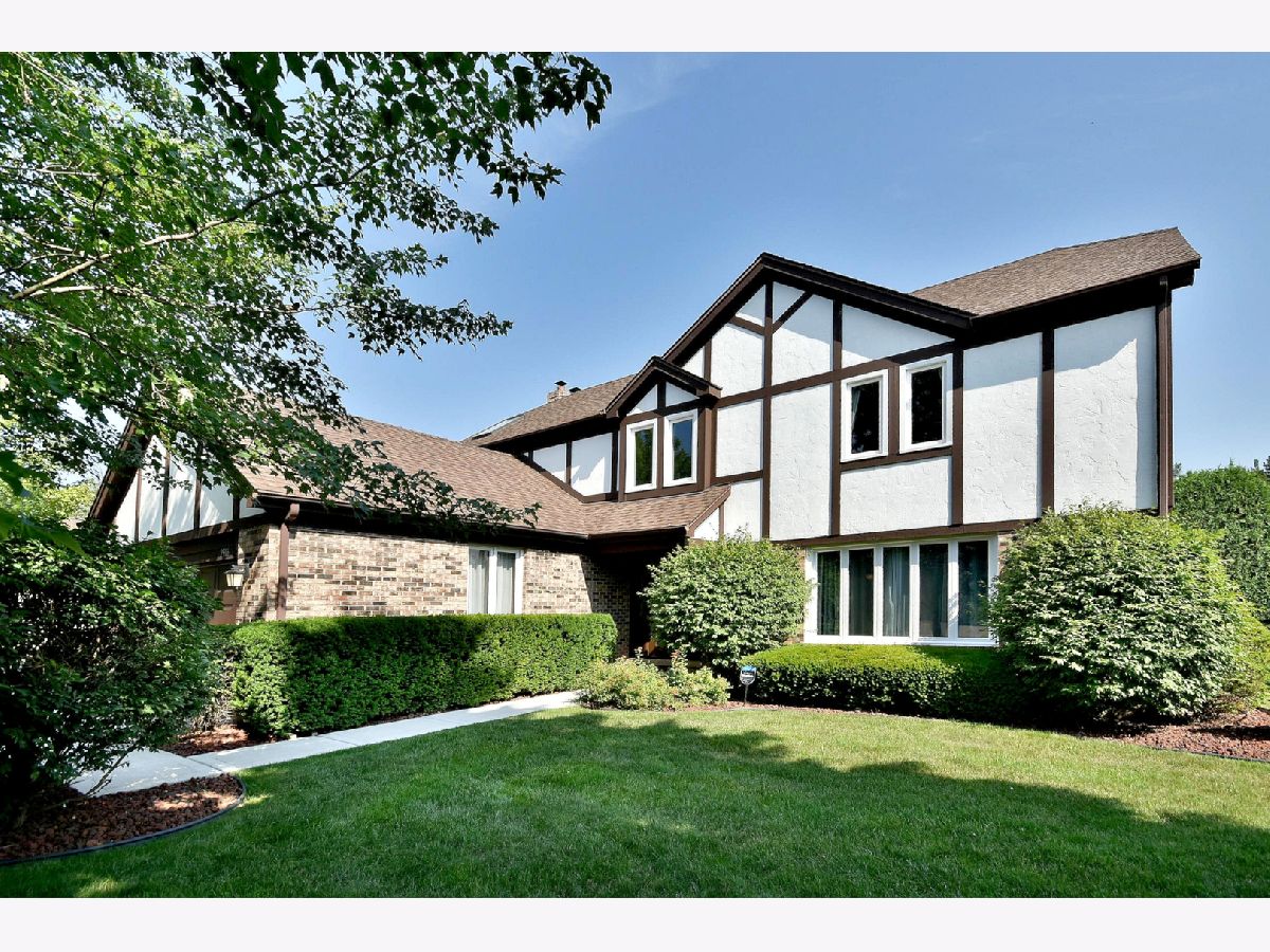 Homes Sold Courts Of Russetwood Arlington Heights Illinois, 2316 Barberry