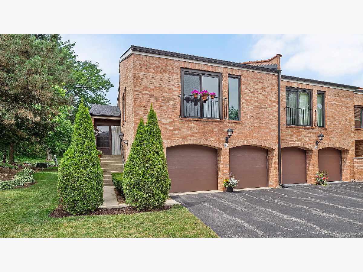 Oak Brook Colony Oak Brook IL, Townhomes For Sale & For Rent Sadie