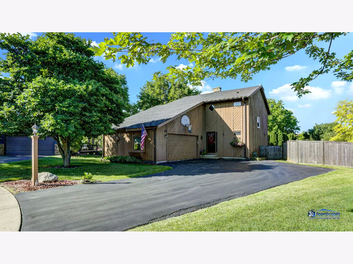 Homes Sold Oak Crest Waukegan Illinois, 4841 Crest