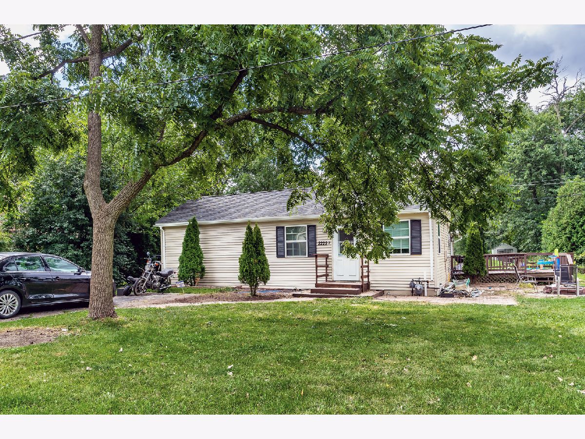 Homes Sold East Loon Lake Shore Antioch Illinois, 22225 W North