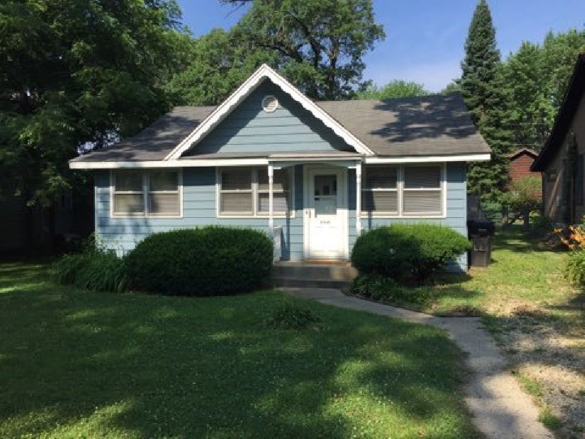 Homes Sold Mylith Park Island Lake Illinois, 27640 Walnut