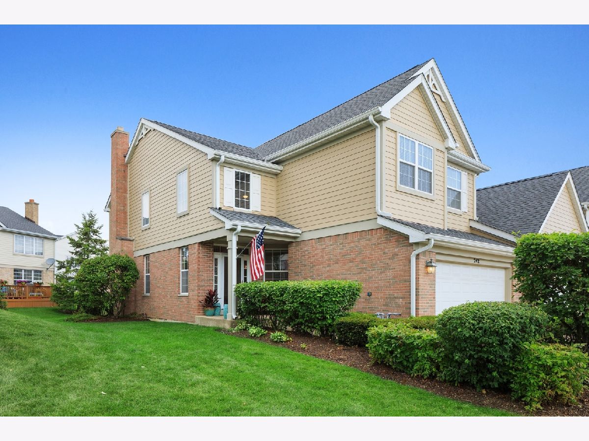 Townhomes Sold Villas Of Thornfield Bloomingdale Illinois, 242 Westminster