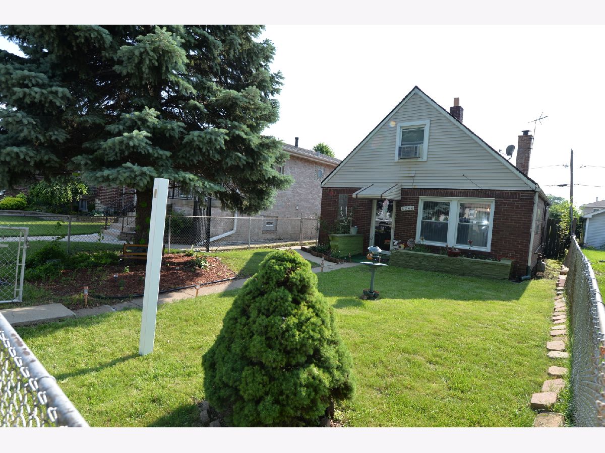 Homes & Condos & Townhomes Sold Forest View Of Stickney Stickney Illinois, 4744 Lorel