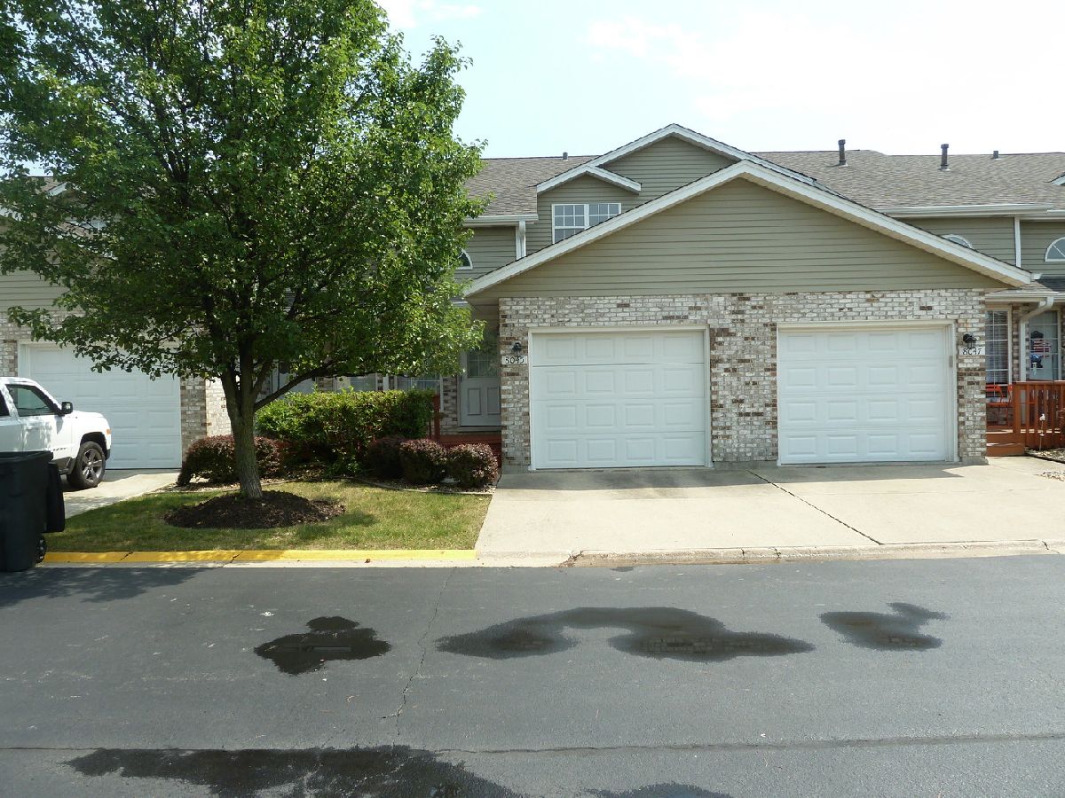 Townhomes Sold Courtyards Justice Illinois, 8045 82