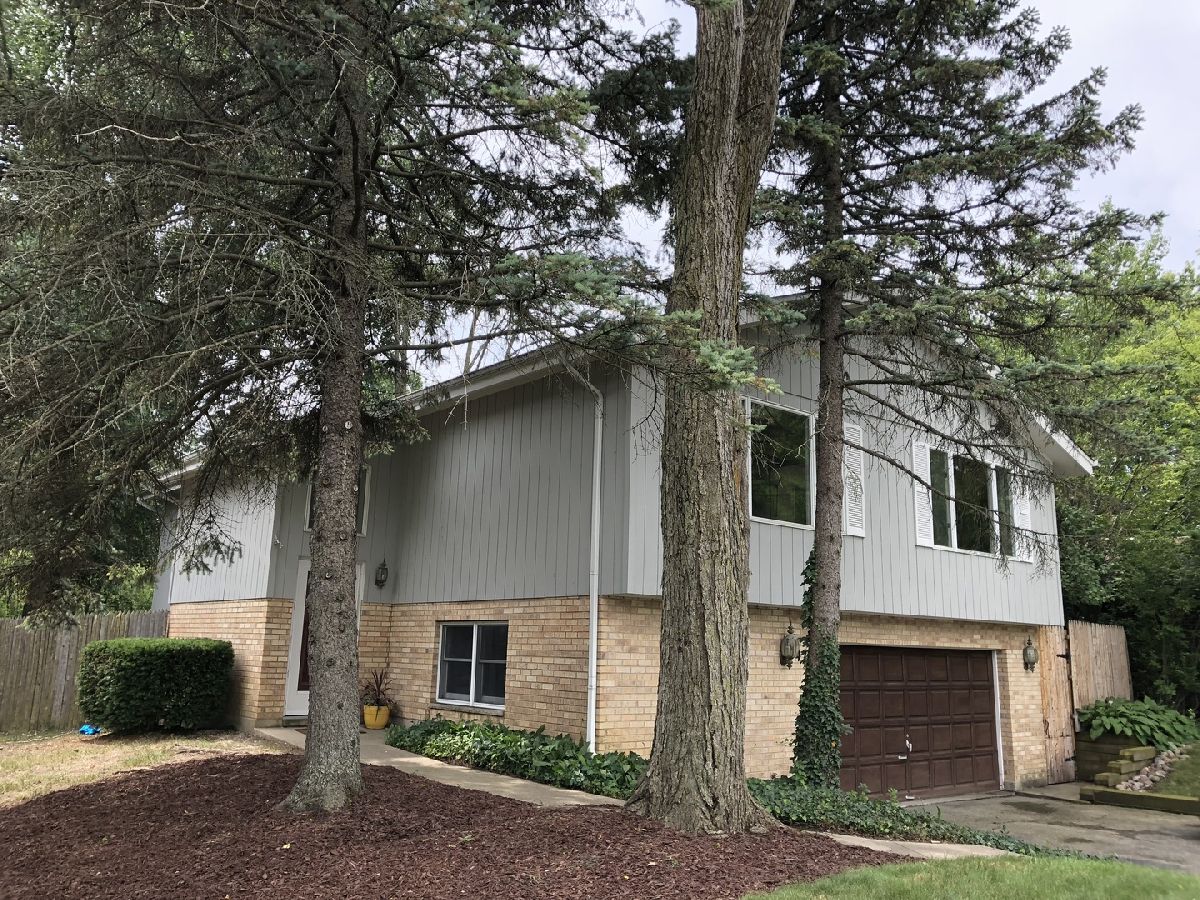 Homes Rented H.o. Stone Lake Forest Illinois, 47 Stone
