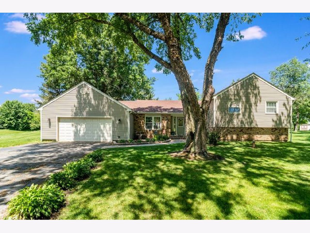 Homes Sold Plank Road Estates Hampshire Illinois, 12N944 Hummingbird