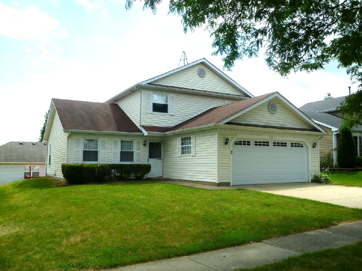 Homes Rented Meadow Walk Hoffman Estates Illinois, 1285 Sumac