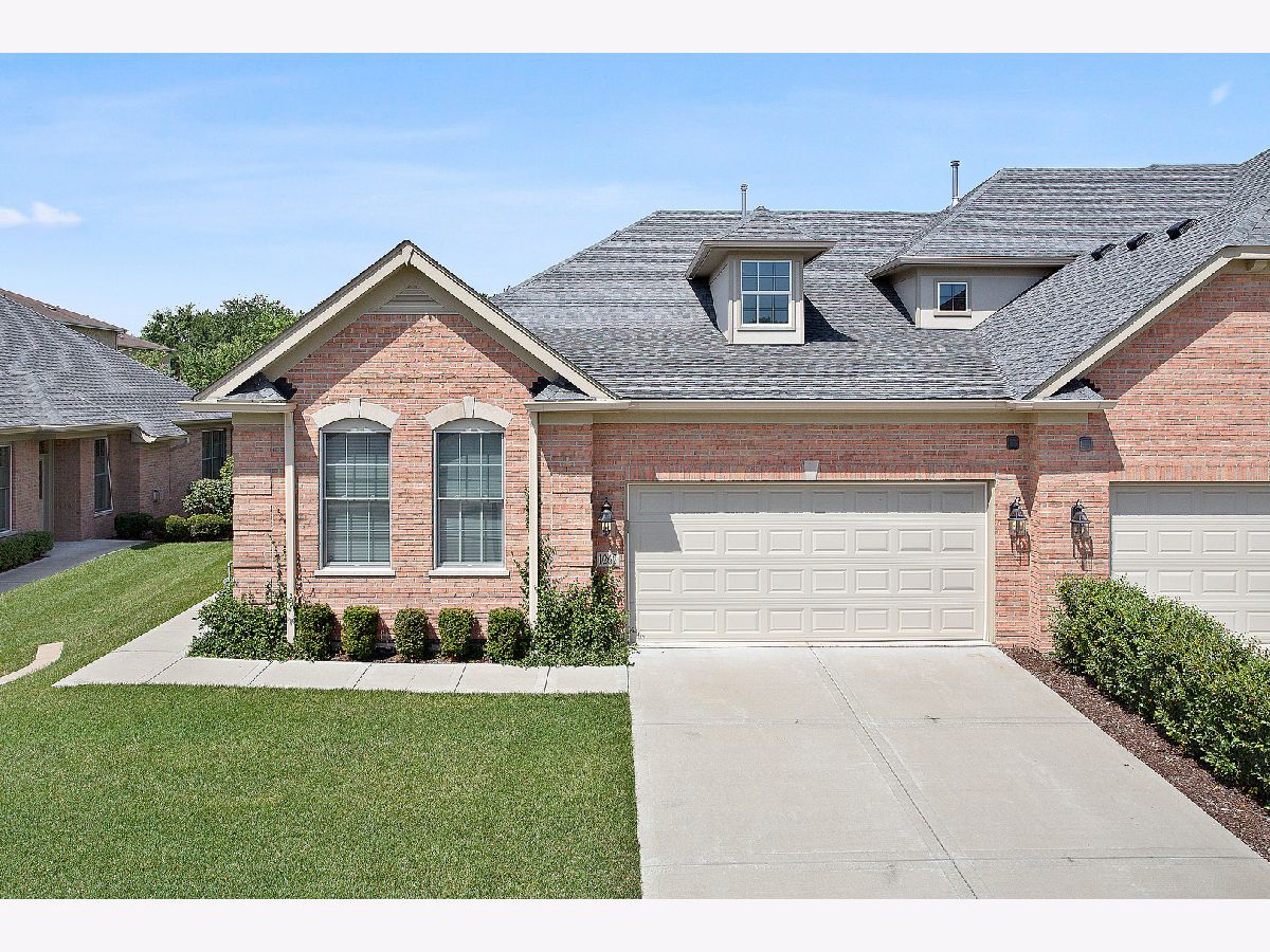 Townhomes Sold Ashbury Woods West Lemont Illinois, 1262 Ashbury