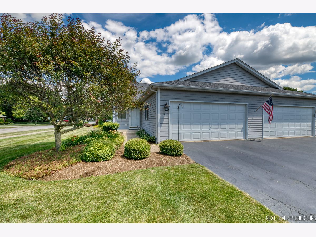 Condos & Townhomes Rented Silver Trail North Aurora Illinois, 15 Juniper