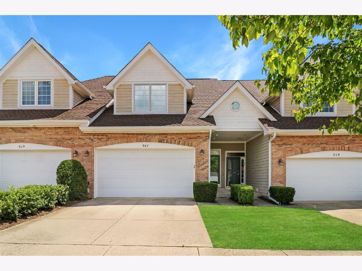 Townhomes Sold Columbine Glen Lombard Illinois, 307 Cimarron