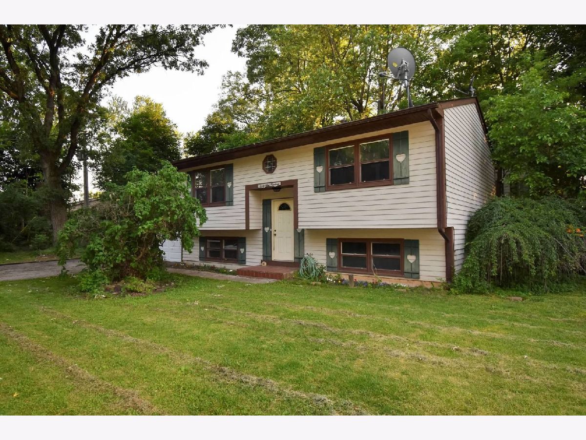 Homes Sold Lookout Point Wonder Lake Illinois, 4919 Hilltop