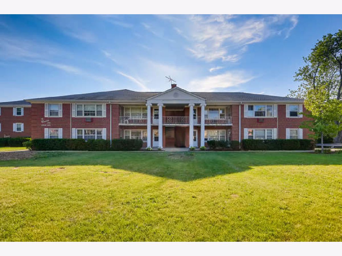 Condos & Townhomes Sold 2000 Parkside Park Ridge Illinois, 2000 Parkside