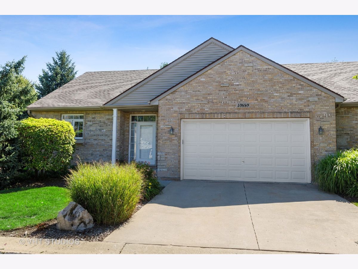 Townhomes Sold Tuthill Huntley Illinois, 10880 Harry