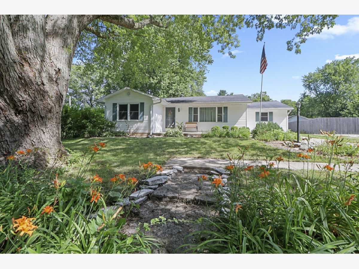 Homes Sold Robert Moore Sidney Illinois, 106 Bluff