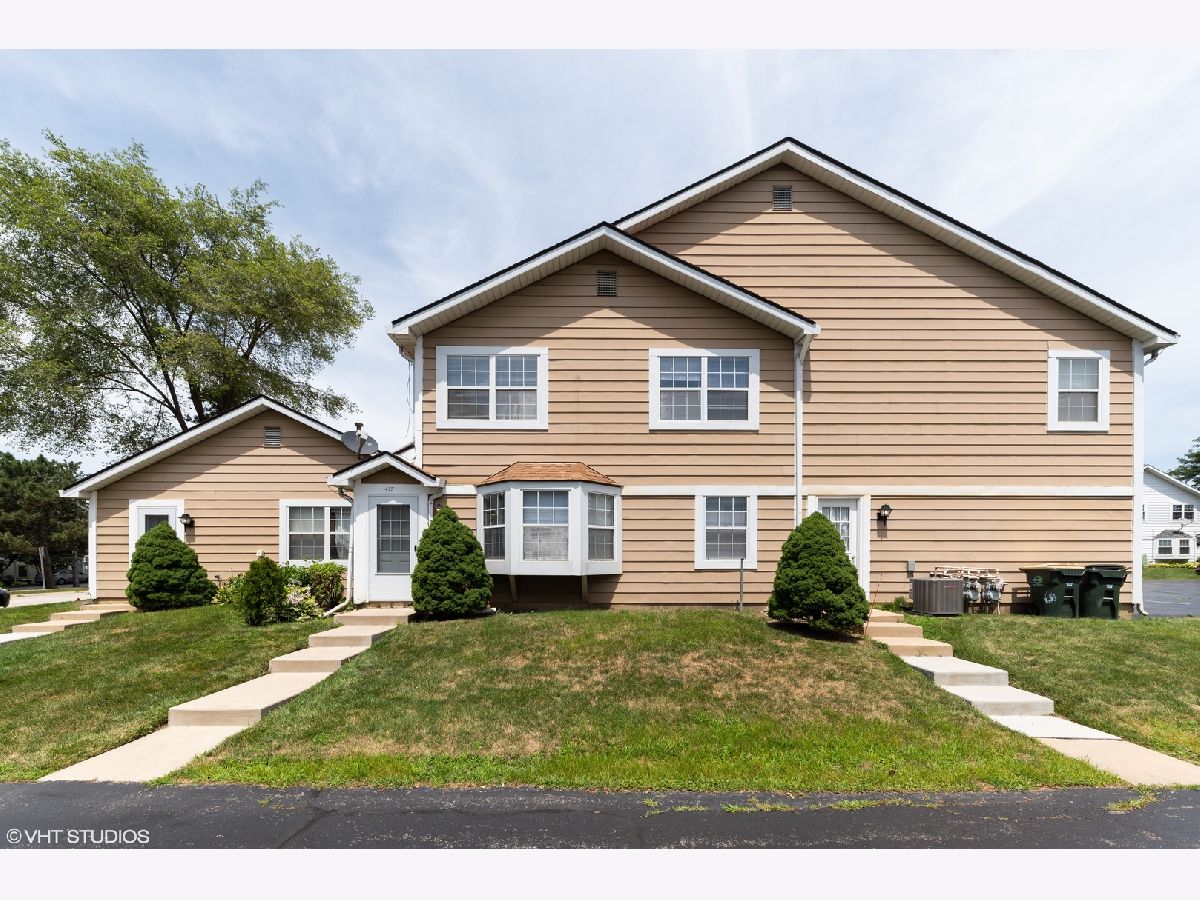 Townhomes & Condos Sold Cornell Lakes Palatine Illinois, 417-23 Cambridge