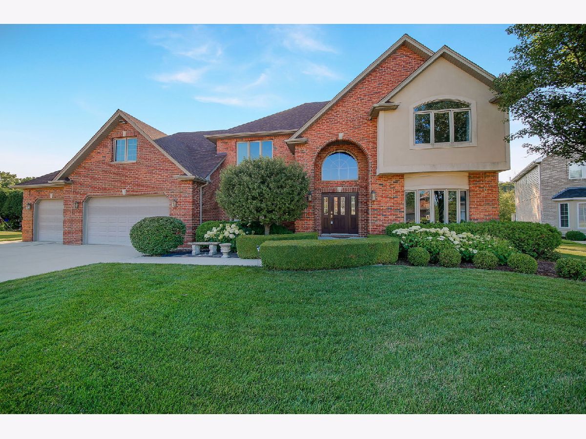 Homes Sold Indian Creek Willow Springs Illinois, 8627 Dory