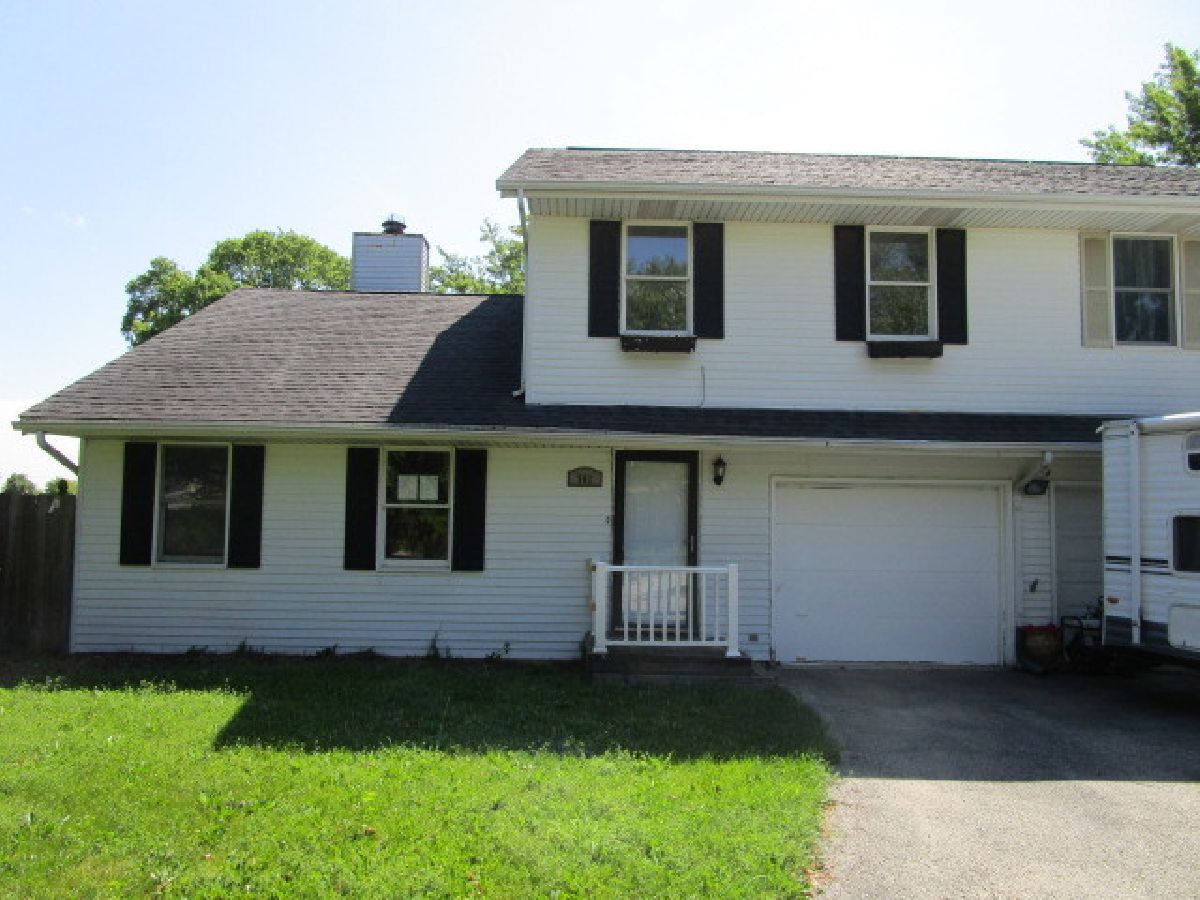 Homes & Townhomes Sold Bastain Hinckley Illinois, 702 View
