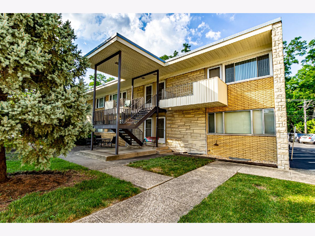 Condominiums & Homes Sold Sherwood Gardens La Grange Park Illinois, 3 Garden