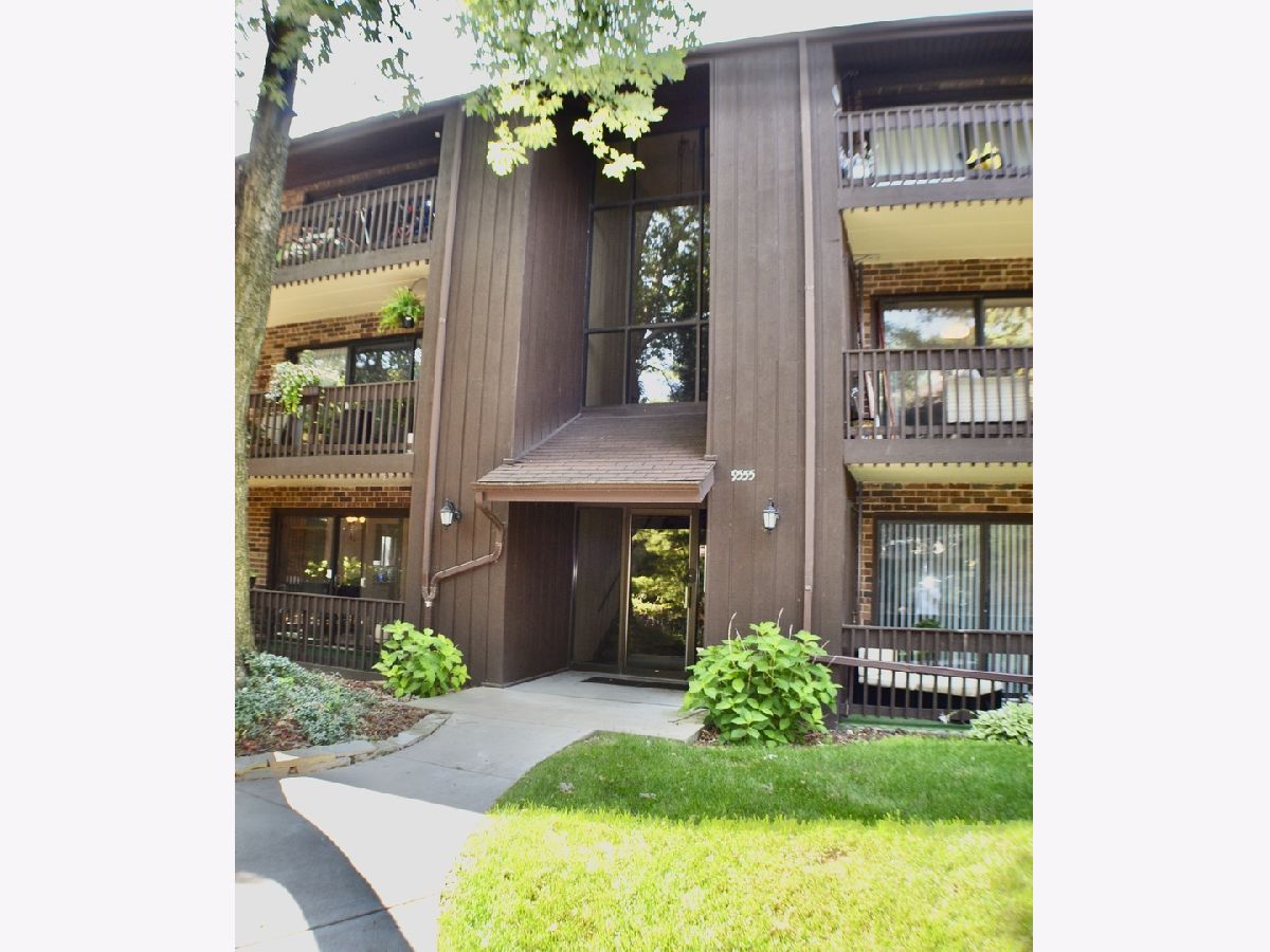 Condominiums Sold Pines Oak Lawn Illinois, 9555 Southwest