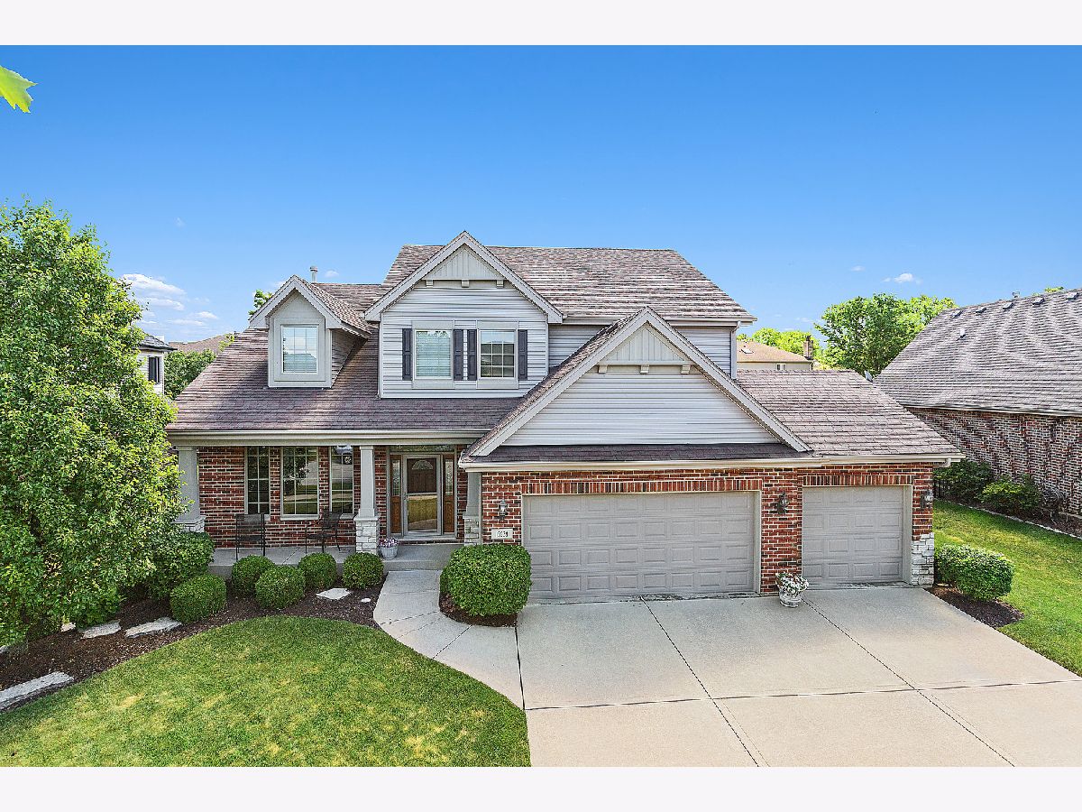 Homes Sold Creekside Estates South Lockport Illinois, 15239 Douglas
