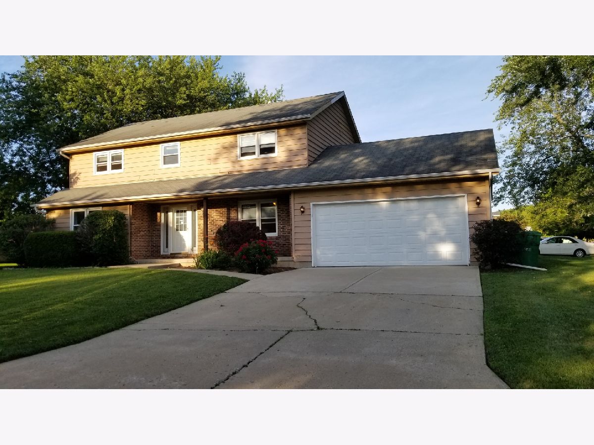 Homes & Condos & Townhomes Sold Crescent Meadows Gurnee Illinois, 1101 Boulevard View