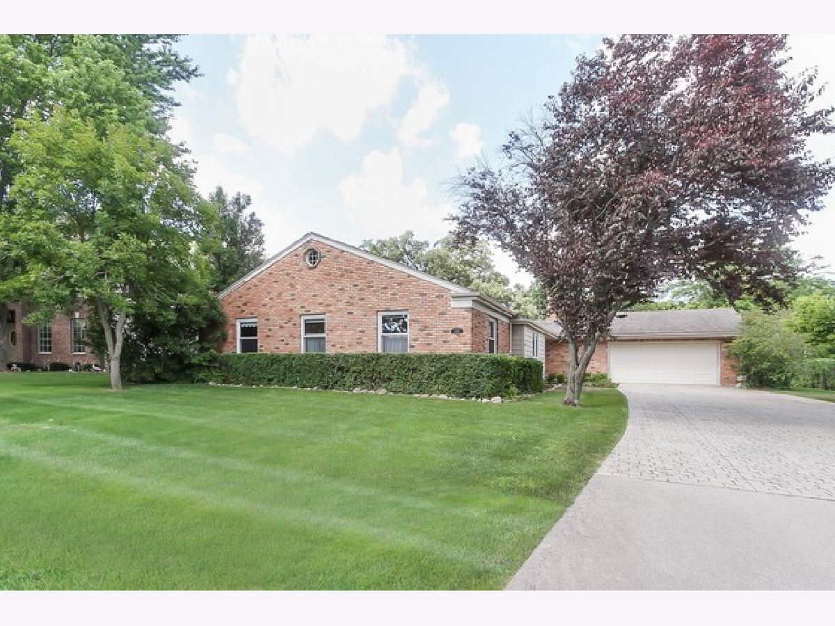 Homes Sold Glen Oaks Algonquin Illinois, 2320 Glen Oaks