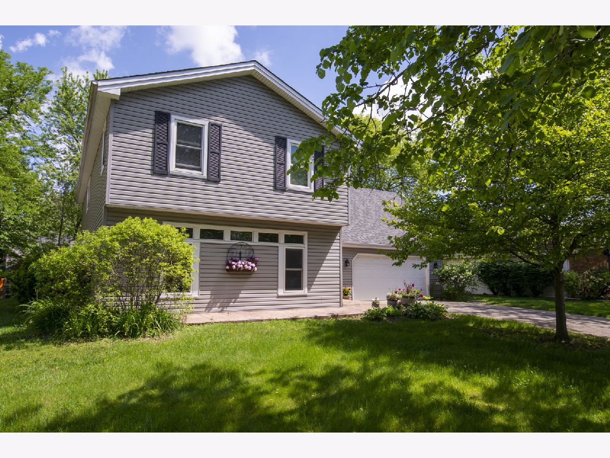 Homes Rented Pembroke Greens Naperville Illinois, 1249 Edward