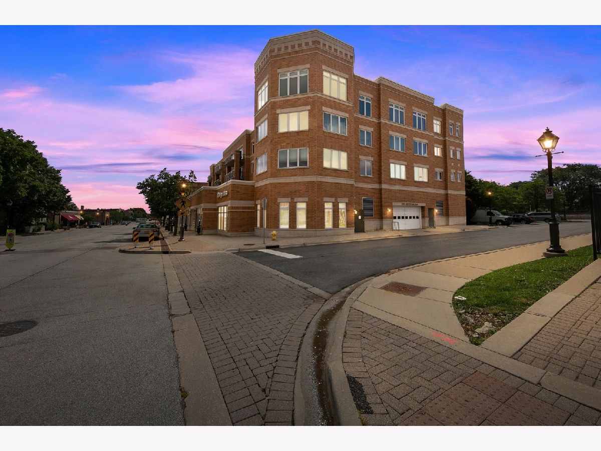 Condominiums Sold Lincoln Place Lombard Illinois, 1 Lincoln