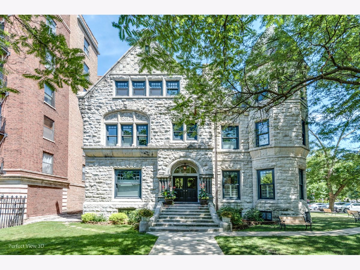 Condominiums Rented Observatory Condominiums Chicago Illinois, 4545 Drexel